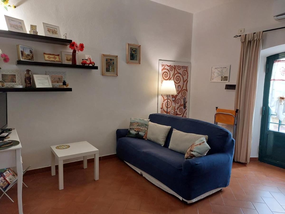 La Piccola Oasi Con Parcheggio Apartment Florence Exterior photo